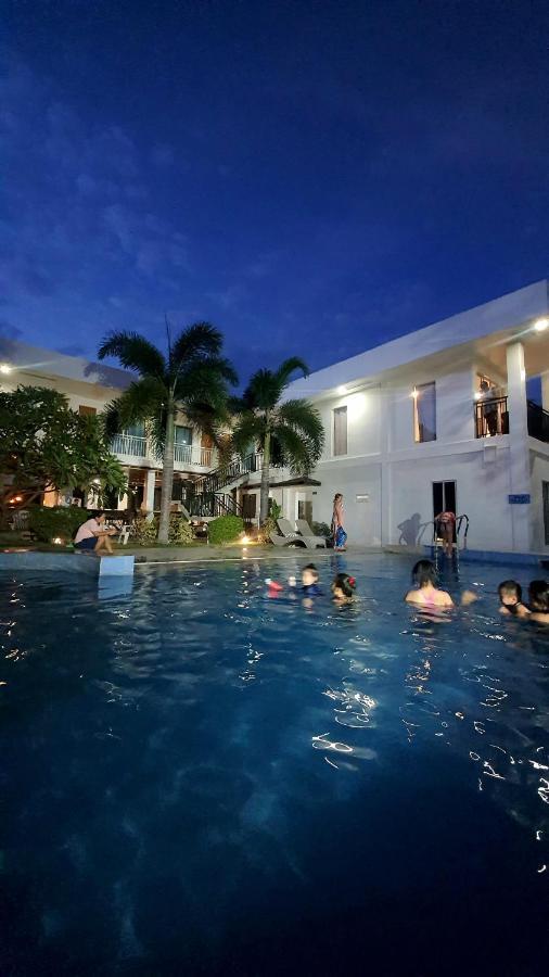 A Villas Resort & Restaurant Zamboanguita  Exterior photo